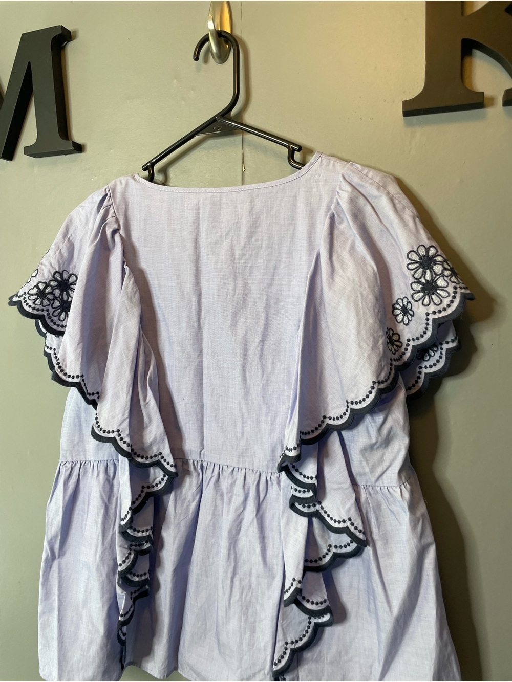 Kate Spade Daisy Embroidered Top Ruffle Blouse size large - Picture 10 of 12
